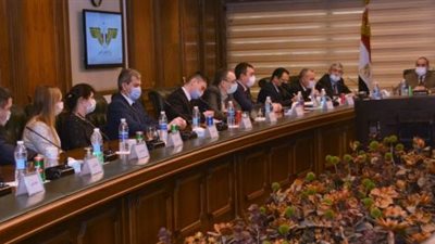 وزير الطيران يبحث مع ممثلى الشركات الروسية تطوير المجال الجوى المصرى