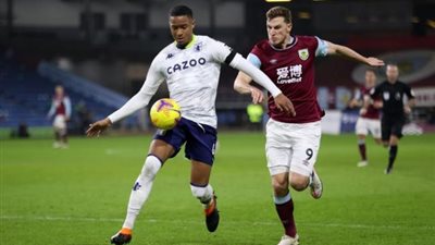 أستون فيلا يخسر أمام بيرنلي 3 – 2 في الدوري الإنجليزي