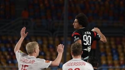 مصر والدنمارك كرة يد.. التعادل 28 – 28 يقود المباراة للأشواط الإضافية