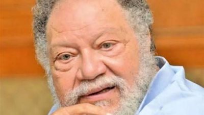 تطورات الحالة الصحية للفنان يحيى الفخراني بعد أنباء إصابته بفيروس كورونا