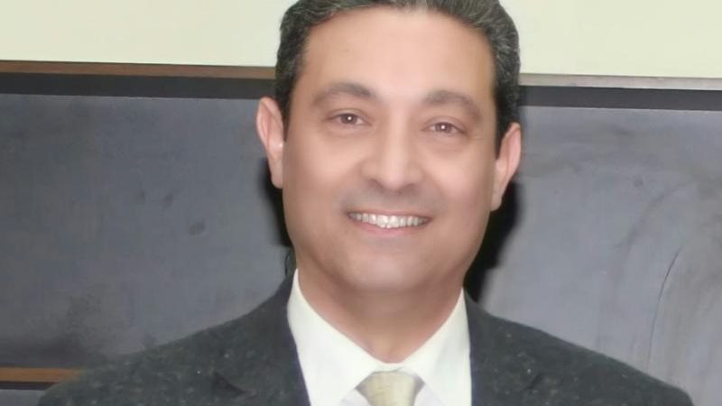الدكتور أيمن الشهابى