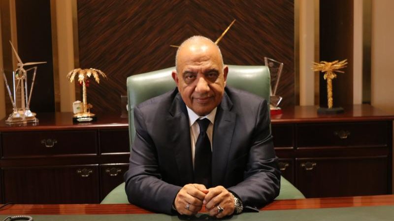 محمود عصم وزير الكهرباء