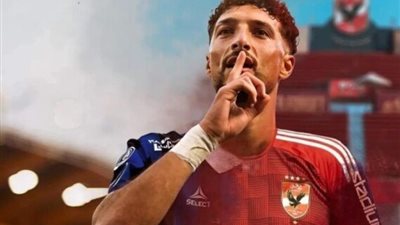 الدوري المصري: الأهلي يضرب الداخلية بثنائية وسام أبوعلي في الشوط الأول