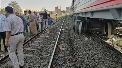 النيابة تبدأ تحقيقاتها في وفاة شاب أسفل عجلات القطار بالبدرشين