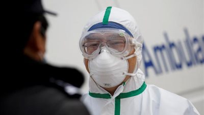 نداء استفاقة.. خبير عالمي يحذر من كارثة بشرية  بسبب ”تحور كورونا”