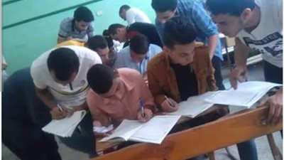 الأجهزة الأمنية تكشف حقيقة الفيديو المنتشر لـ محاولة تلقين الطلبة في إمتحانات الثانوية العامة بالمنصورة