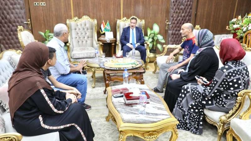 محافظ المنوفية واسرة