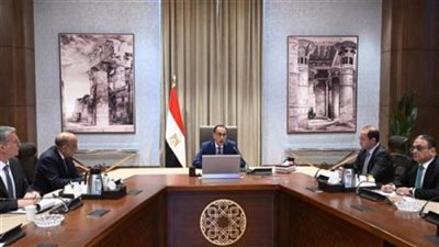 رئيس الوزراء: سرعة تسويق الوحدات الجاهزة ببرنامج زمنى محدد