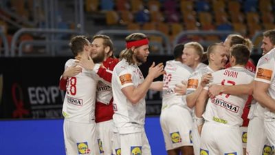 ثمانية انتصارات و274 هدفا تقود الدنمارك لنهائي مونديال اليد