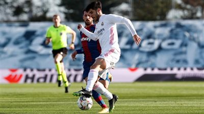 ليفانتي يُجبر ريال مدريد على التعادل إيجابيًا في الشوط الأول