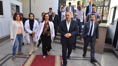 محافظ أسيوط يتفقد مستشفى الرمد للعيون