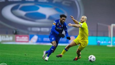 التعادل السلبي يحسم الشوط الأول بين الهلال والنصر في السوبر السعودي