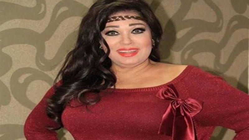 فيفي عبده تتحدى الطقس
