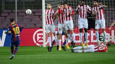 ميسي يقود برشلونة للتقدم على بيلباو في الشوط الأول