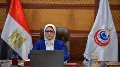 حرب و صراع.. تصريح خطير من وزيرة الصحة بشأن لقاح كورونا