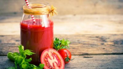 عصير الطماطم.. الحل السحري لمرضى ضغط الدم