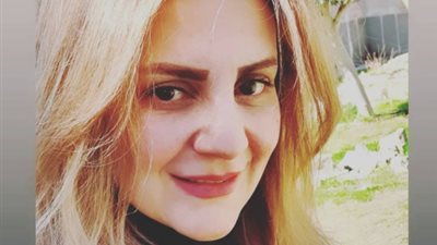 رانيا محمود ياسين تهنئ والدتها بعيد ميلادها