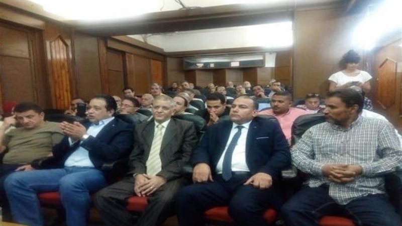 برلمانى يعد بعرض