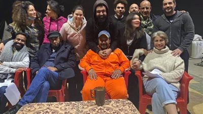 هاني سلامة يصور مشاهده في مسلسل ”بين السما والأرض”