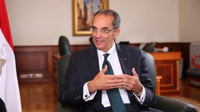 وزير الاتصالات يشهد فعاليات تخريج المشاركين ببرنامج تدريب المدربين