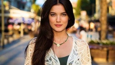 منحوسة.. لماذا تأجلت كل أعمال نجمة «أنت وطني»