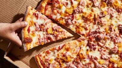 ماذا يحدث للجسم عند الإفراط في تناول البيتزا؟