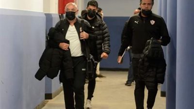 حافلة الزمالك تصل استاد غزل المحلة