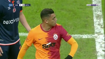 مصطفي محمد يدخل تاريخ جالاتا سراي في أول مشاركاته