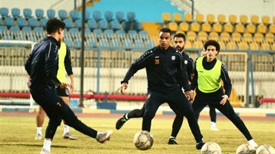 الإسماعيلي يعلن قائمة فريقه لمواجهة سموحة في الدوري