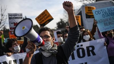 احتجاجات طلاب جامعة البوسفور تشتعل ضد سياسات أردوغان