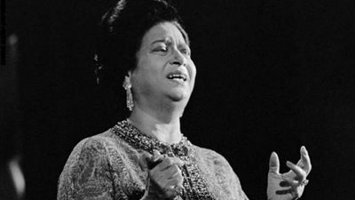 ”عشوة” أشعلت الحب بين أم كلثوم ومحمود الشريف