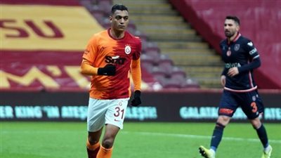 عاجل .. تفاصيل أخطر بند في عقد مصطفي محمد وجالاتا سراي