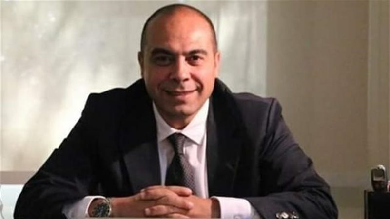 مصطفي