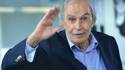 وفاة الفنان عزت العلايلي