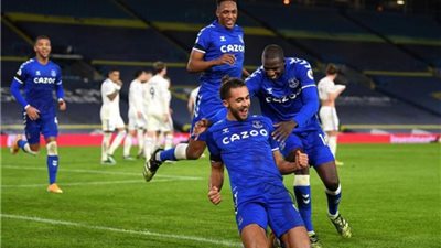 تشكيل إيفرتون المتوقع أمام مانشستر يونايتد.. ليوين يقود الهجوم