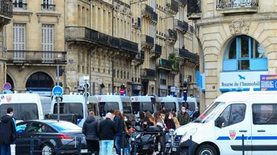 إصابة 3 أشخاص في انفجار ضخم بمدينة بوردو الفرنسية