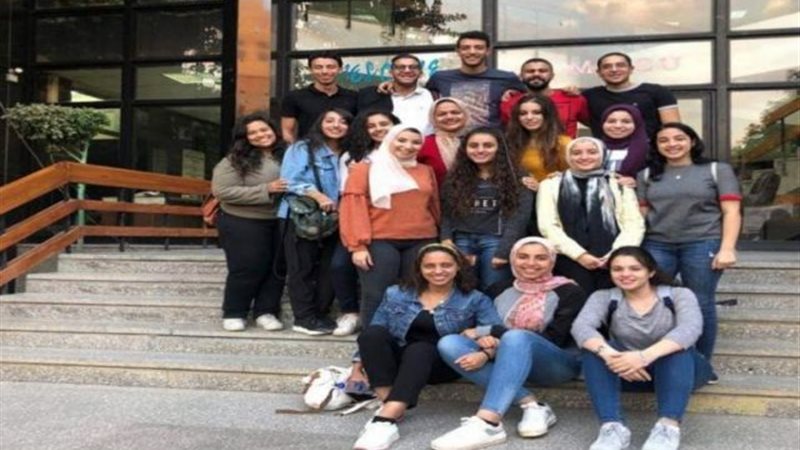 طلاب كلية اعلام