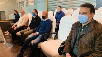 حسام البدري يحضر مباراة الزمالك والاتحاد السكندري