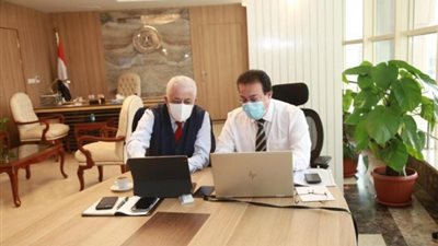 اتفقا على تطوير مناهج كليات التربية .. تفاصيل الاجتماع المشترك بين شوقي وعبد الغفار بالصور