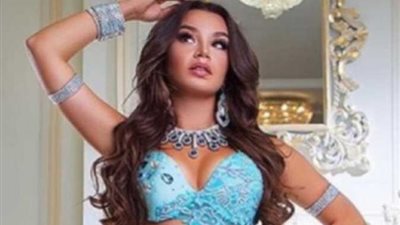 شاهد.. جوهرة بإطلالة فاضحة في أحدث ظهور لها