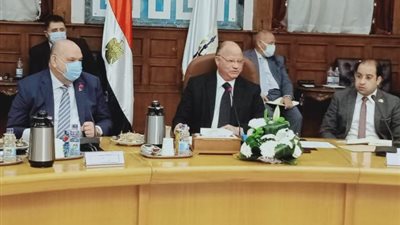 بالصور .. تفاصيل إجتماع محافظ القاهرة مع أعضاء مجلس النواب الجدد ” القائمة ”