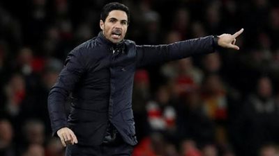 مدرب أرسنال يتلقى تهديدات بالقتل من مجهولين