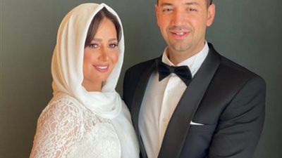 بآية قرآنية.. أول ظهور لحلا شيحا بعد زواجها من معز مسعود