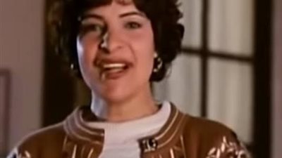 بدأت حياتها كمطربة.. وتحولت جنسيا وماتت في مستشفي المجانين.. حكايات ” الست كوريا” حنان الطويل