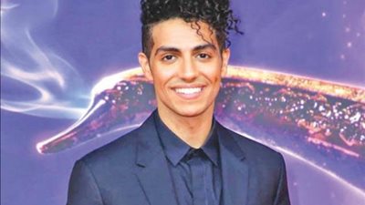 في ظروف غامضة مينا مسعود يقوم بعمليات نصب ويتحول لزعيم عصابة.. إليك التفاصيل