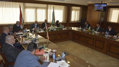 محافظ الجيزة لنواب البرلمان: نعمل ككتيبة مقاتلين من أجل تلبية إحتياجات المواطنين