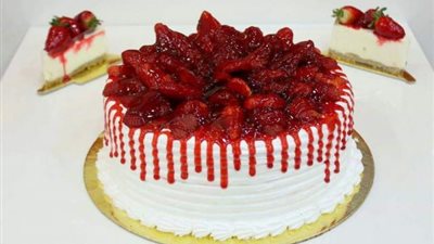 بمناسبة الفلانتين.. أسهل طريقة لتحضير كيك الفراولة