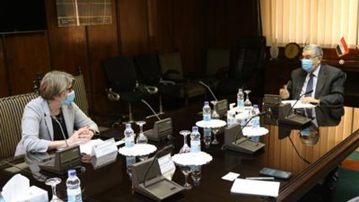 كواليس لقاء وزير الكهرباء وسفيرة فنلندا بالقاهرة لبحث سبل دعم وتعزيز التعاون