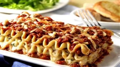 «زي المطاعم».. طريقة سحرية لتحضير لازانيا السجق