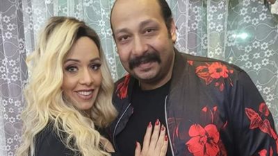 محمد ثروت يهنىء زوجته بعيد الحب: حتة من قلبي